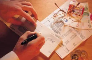 Senetle Borç Para Veren Yerler ve Şahıslar - 2023 Tam Liste! Senet Karşılığında Para Veren İkrazatçılar