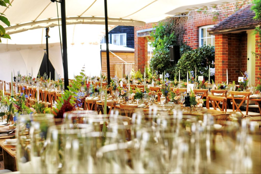 Catering Hizmeti Vermek - GEREKLİ BELGELER! catering fiyatları