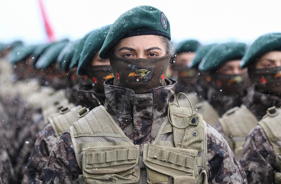 subay nasıl olunur bayan