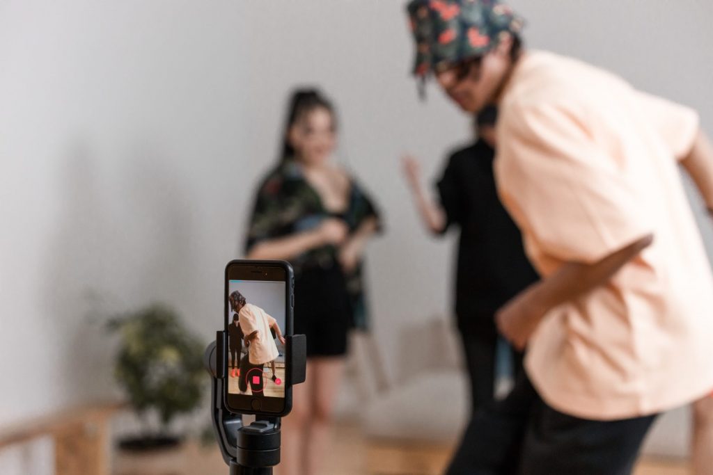 Tiktok Para Kazanma Şartları 2023 - KAÇ TAKİPÇİ GEREKİYOR? tiktok para kazanma nasıl açılır