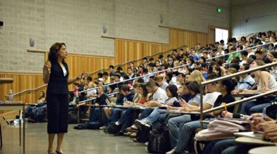 En Çok Para Kazandıran İşler | 2023 Güncel Liste Profesör Maaşları 2023