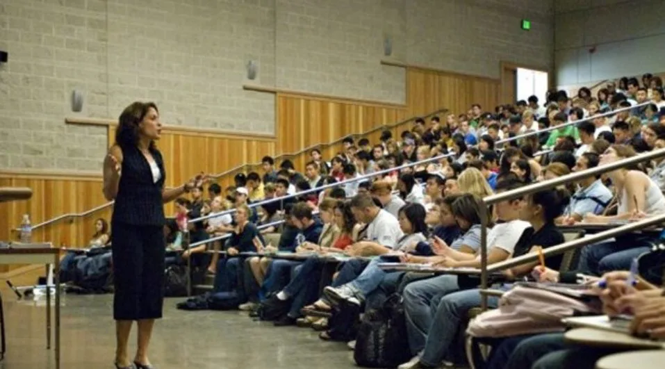 En Çok Para Kazandıran İşler | 2023 Güncel Liste Profesör Maaşları 2023